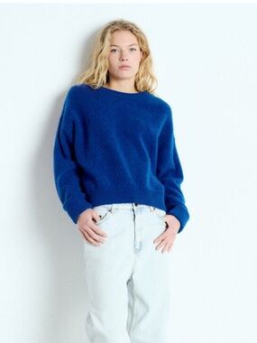 American Vintage Classic Crewneck Women's Sweater in Royal Blue